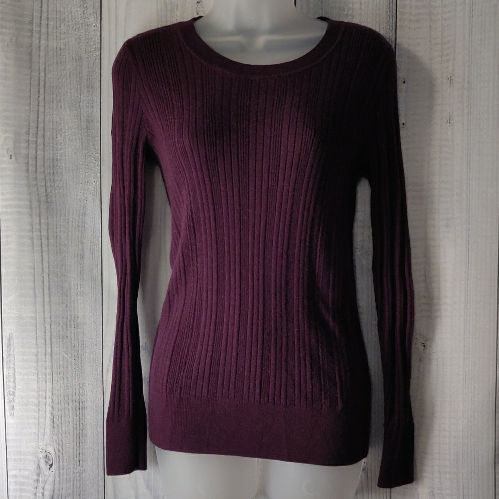 Banana Republic Purple Ribbed Sweatshirt
